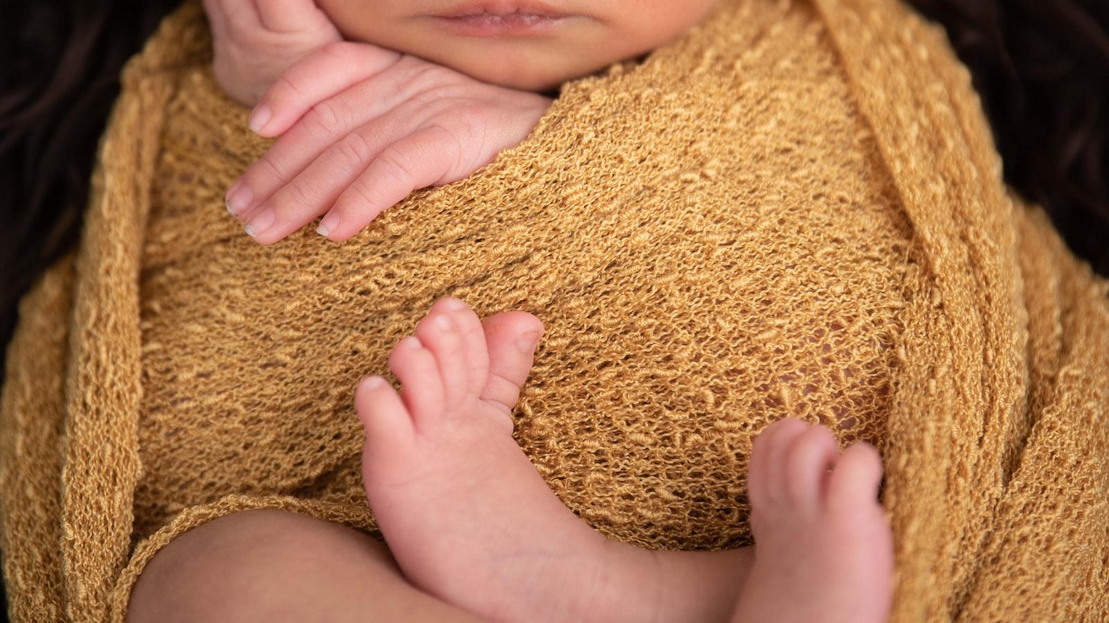 When Do Babies Outgrow Contact Naps